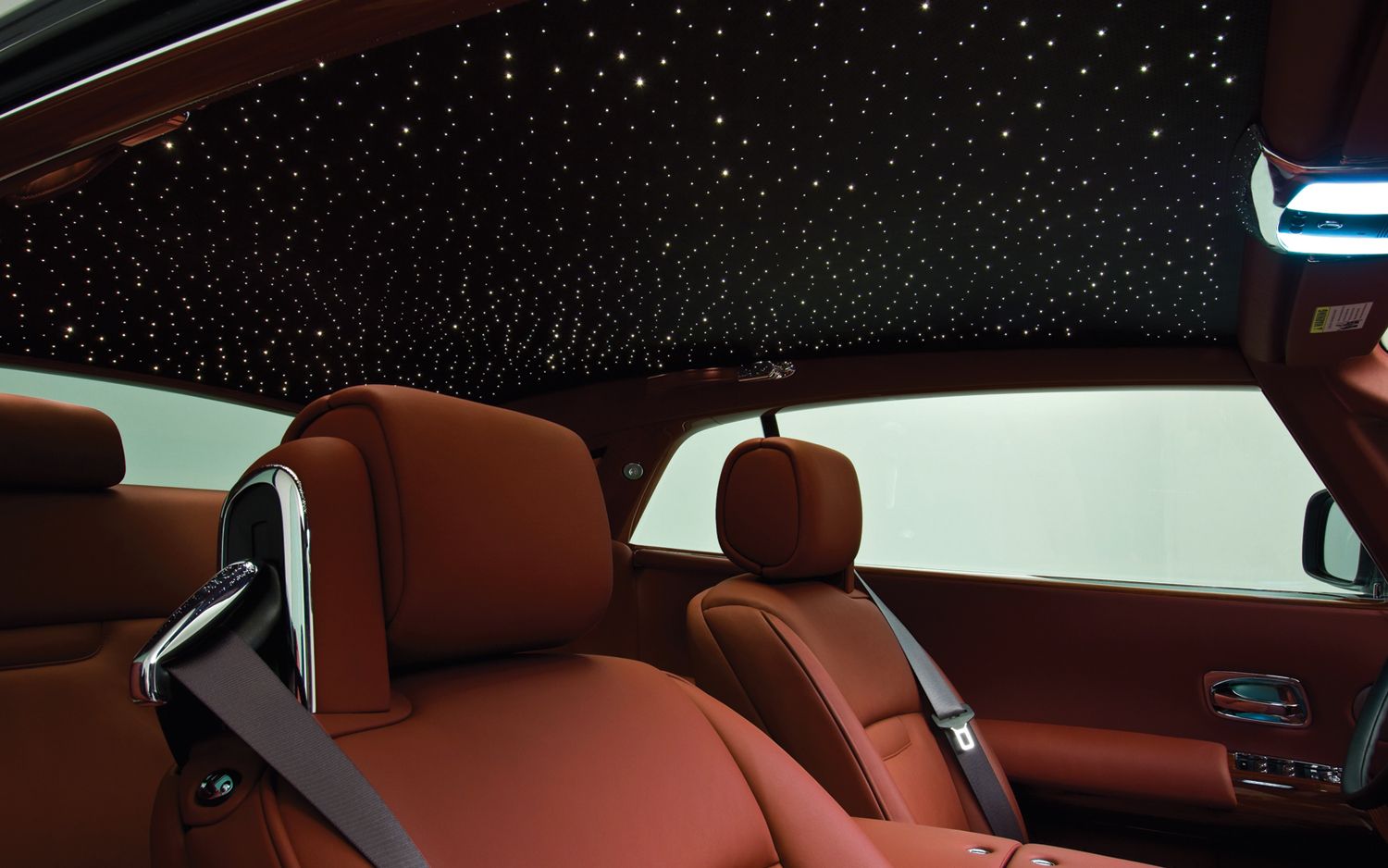 High-Quality Headliners for Automotive Interiors